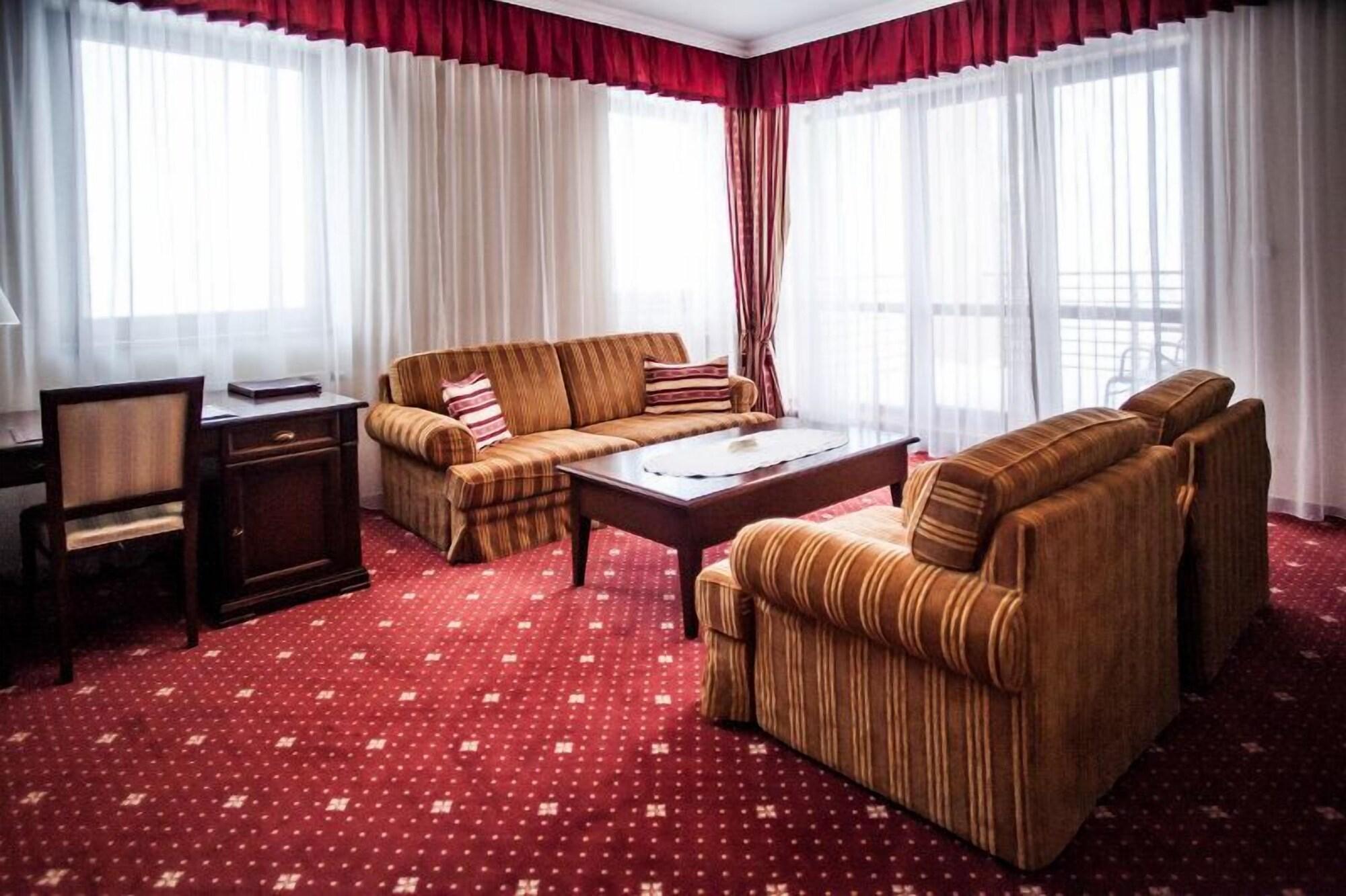 Grand Hotel Bellevue Vysoké Tatry エクステリア 写真